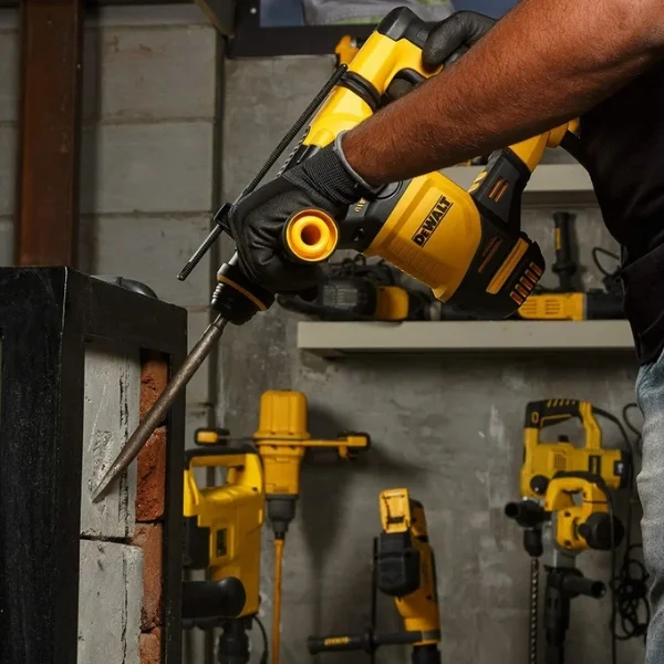 DeWalt D25333K-QS 30 mm 3 Mode SDS Plus Combi Hammer 3 kg Supplier