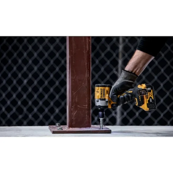  DEWALT DCF922M2-B1 20V MAX 1/2