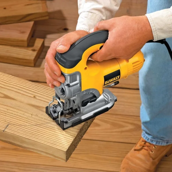 DEWALT DW331K-B1 701W Variable Speed Jigsaw Supplier