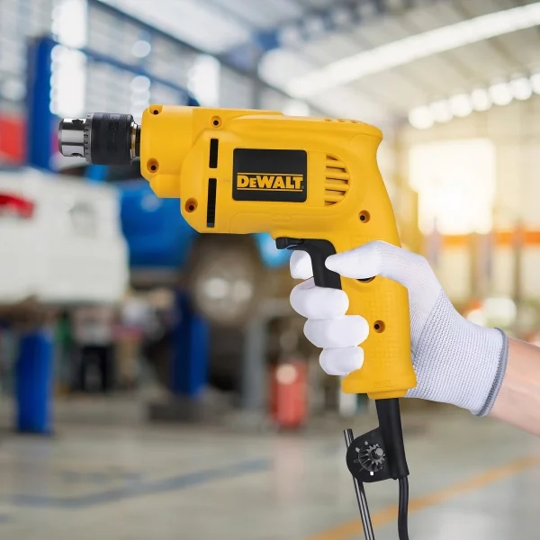 Dewalt DWD014-IN 10 mm VSR Drill 550W Supplier