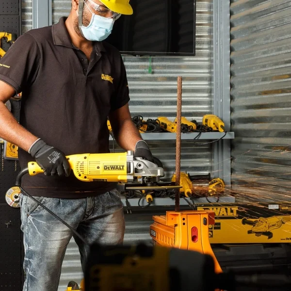DeWalt DWE492-IN 2200W 230 mm Large Angle Grinder Supplier